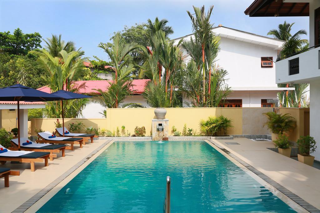 Sky And Sand Guesthouse Beruwala Exterior photo