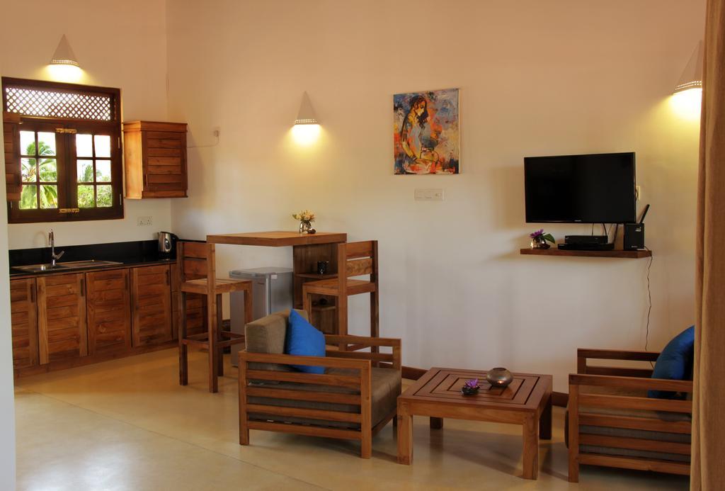 Sky And Sand Guesthouse Beruwala Room photo